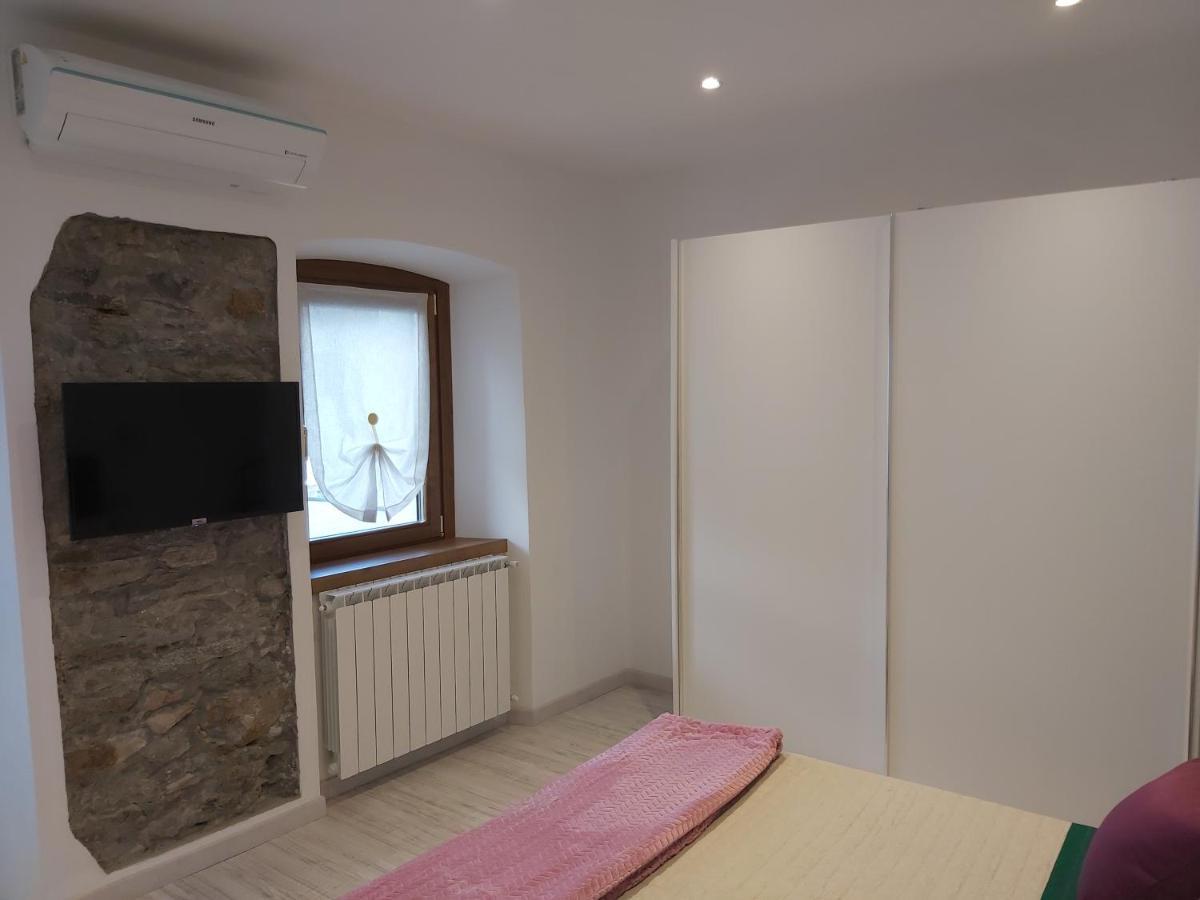 Casa Cimavilla Con Parcheggio Privato Gratuito Crevoladossola Extérieur photo